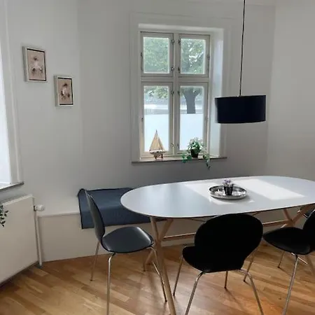 Apartment Uniq With A Little Garden - Placed In The Heart Of Copenhagen! *